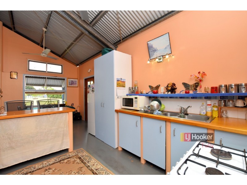 36 Melaleuca Drive, Tully Heads QLD 4854