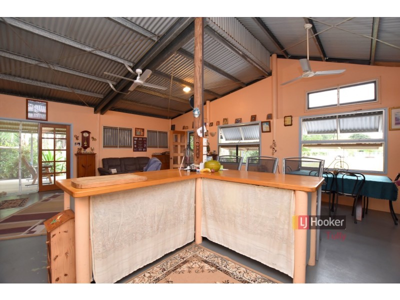 36 Melaleuca Drive, Tully Heads QLD 4854