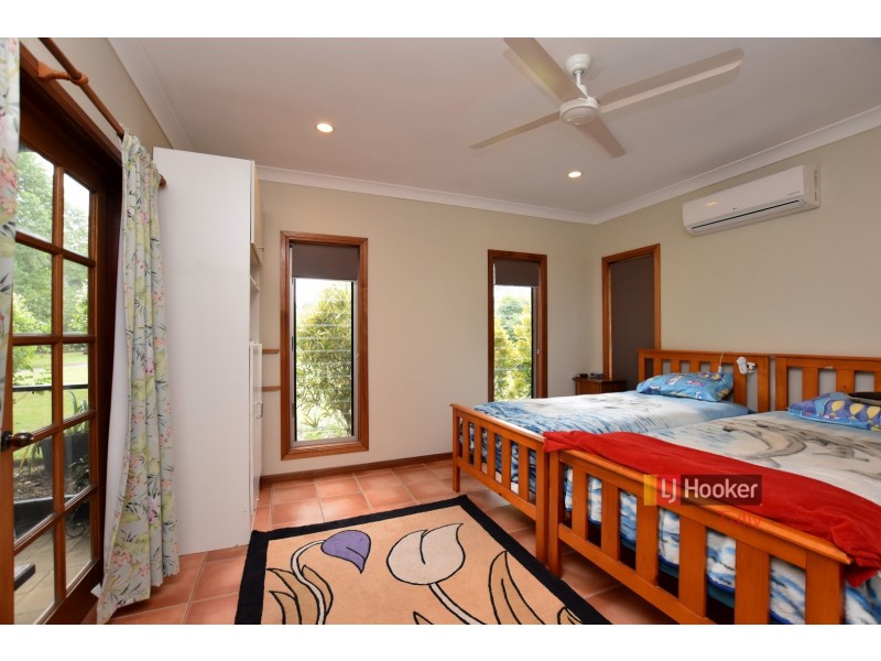 36 Melaleuca Drive, Tully Heads QLD 4854