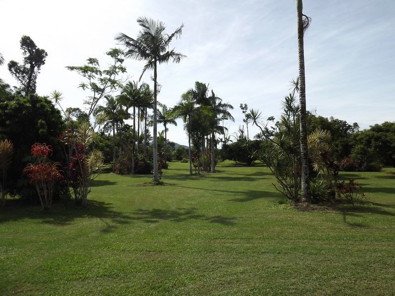 57155 Bruce Highway, Bilyana QLD 4854
