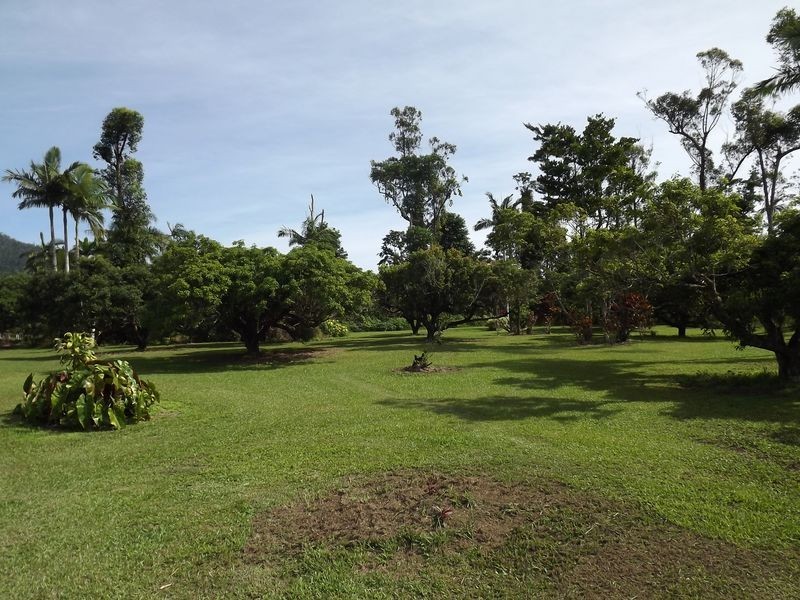 57155 Bruce Highway, Bilyana QLD 4854