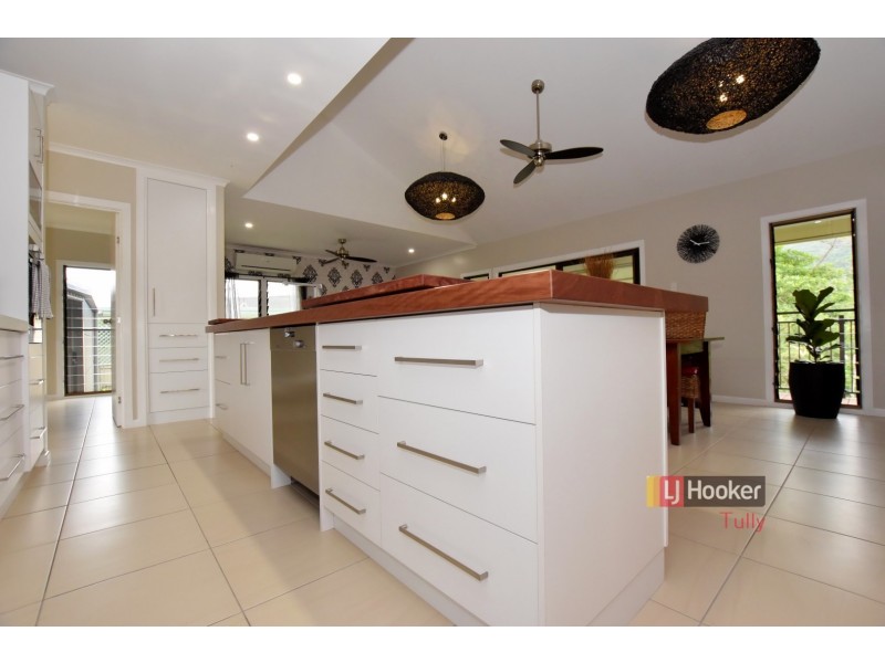 7 Kirk Street, Tully QLD 4854