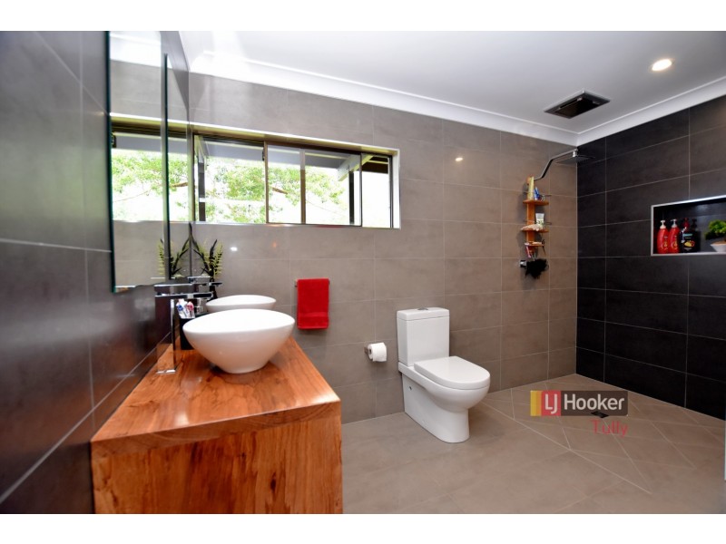 7 Kirk Street, Tully QLD 4854