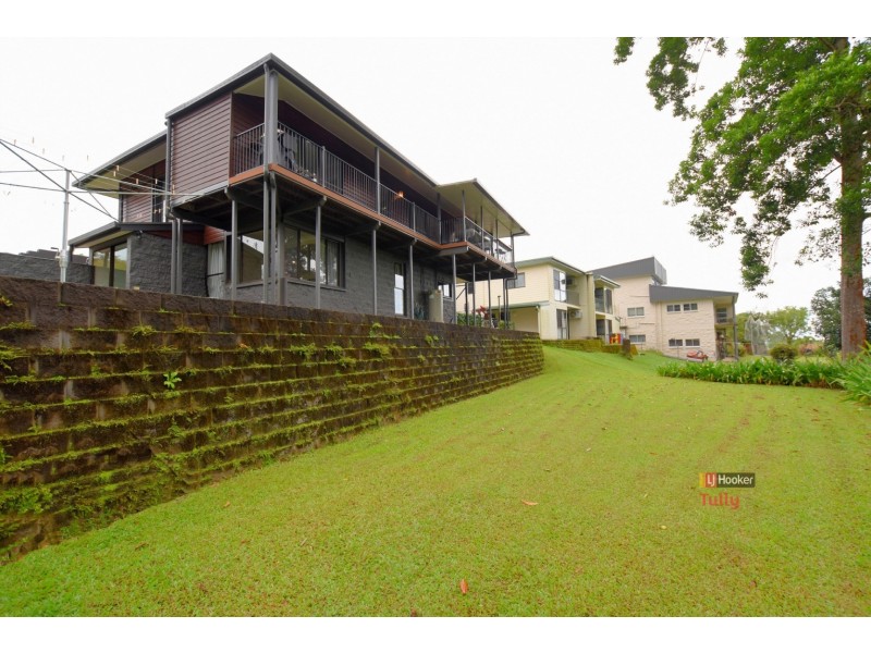 7 Kirk Street, Tully QLD 4854