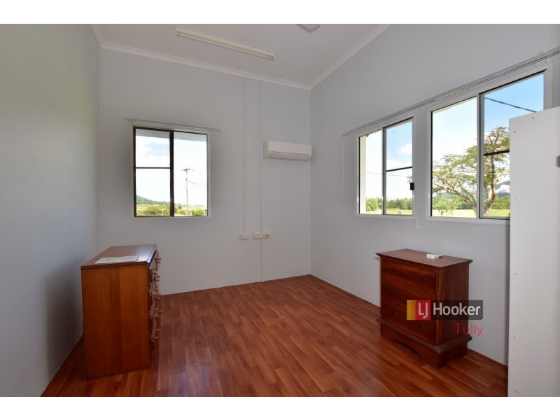 73 Aerodrome Road, Tully QLD 4854