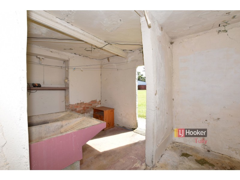 73 Aerodrome Road, Tully QLD 4854