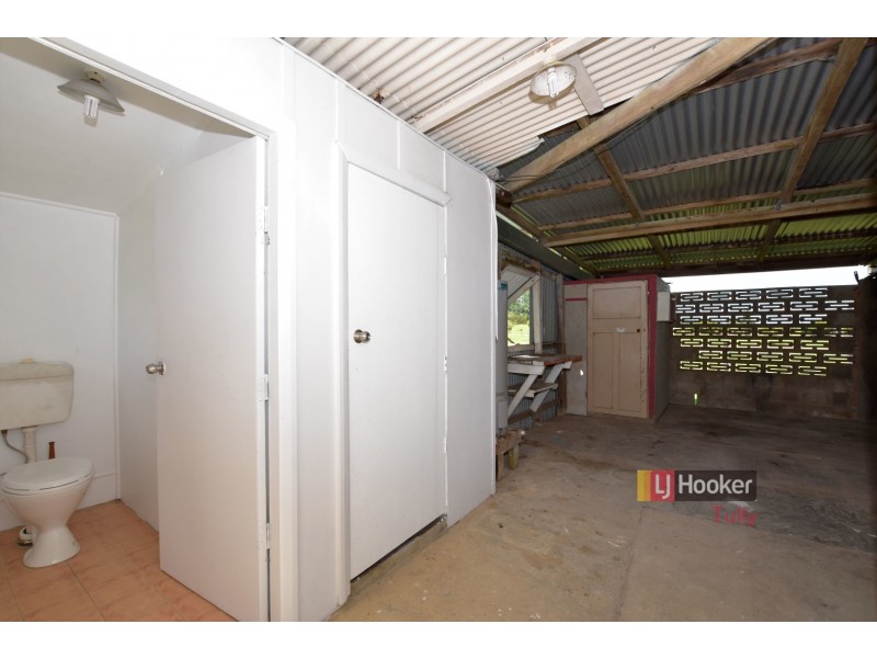 73 Aerodrome Road, Tully QLD 4854
