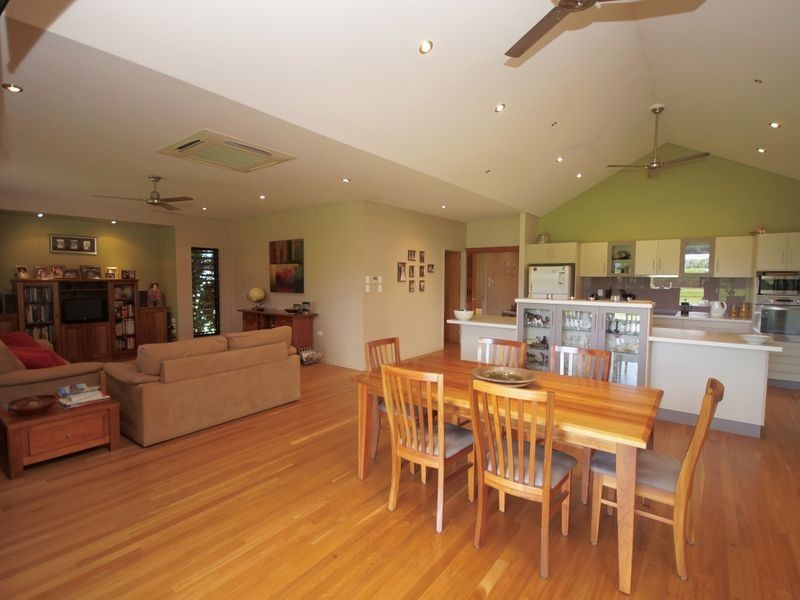 131 Old Tully Road, Tully QLD 4854