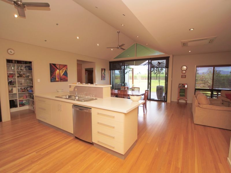 131 Old Tully Road, Tully QLD 4854