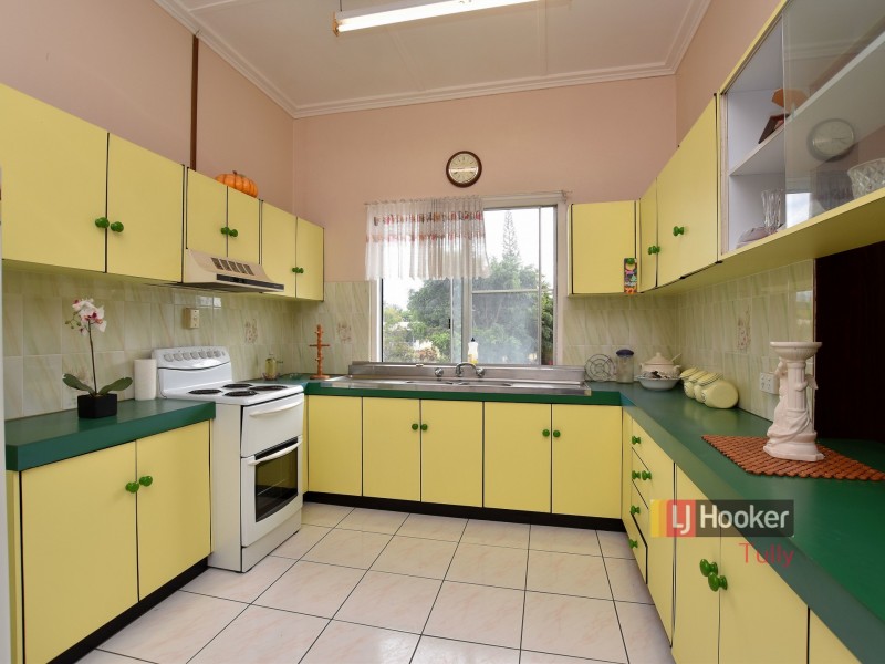 44 Ash Street, Goondi Bend QLD 4860