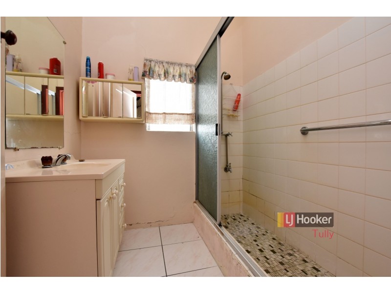 44 Ash Street, Goondi Bend QLD 4860