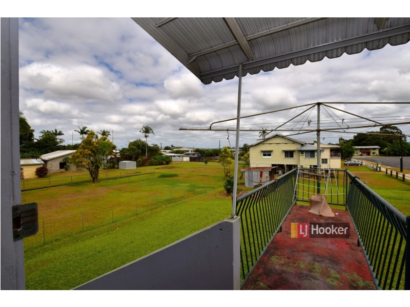 44 Ash Street, Goondi Bend QLD 4860