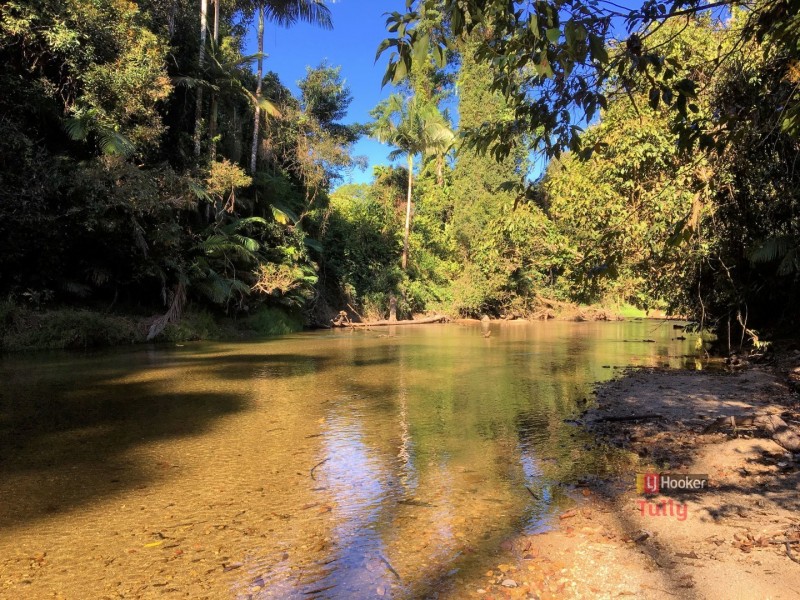 2 Riley Street, Tully QLD 4854