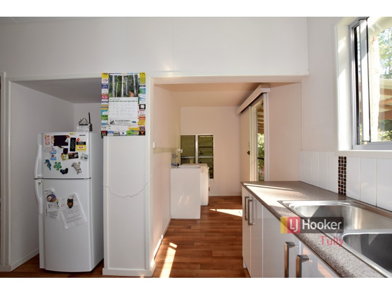 2 Riley Street, Tully QLD 4854