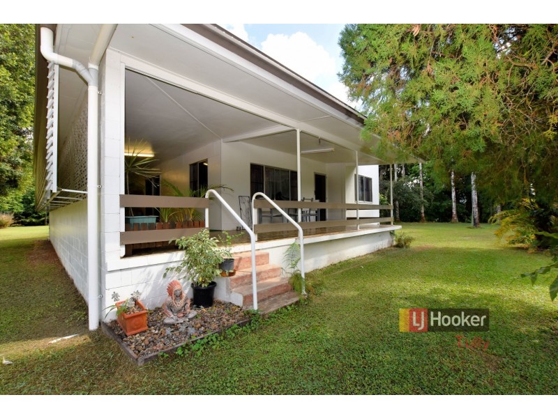 2 Riley Street, Tully QLD 4854