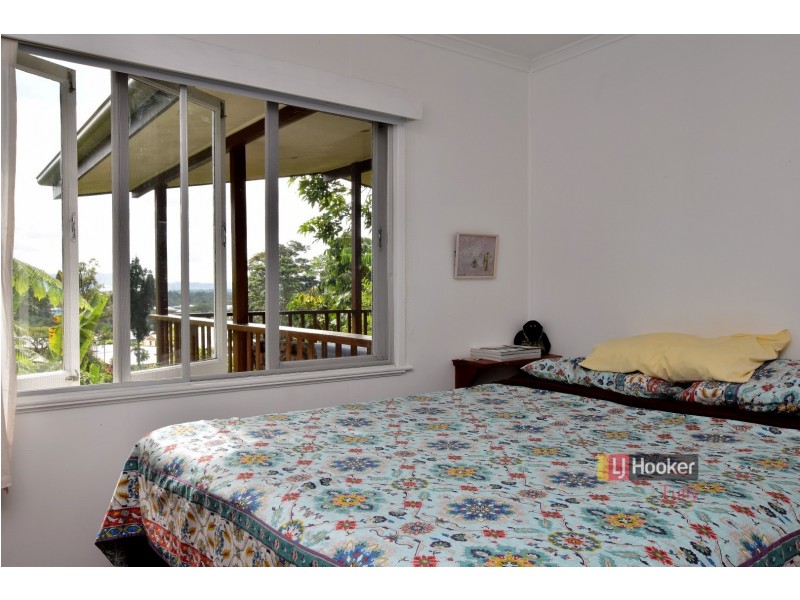24 Hyatt Street, Tully QLD 4854