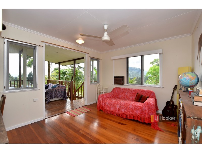 24 Hyatt Street, Tully QLD 4854