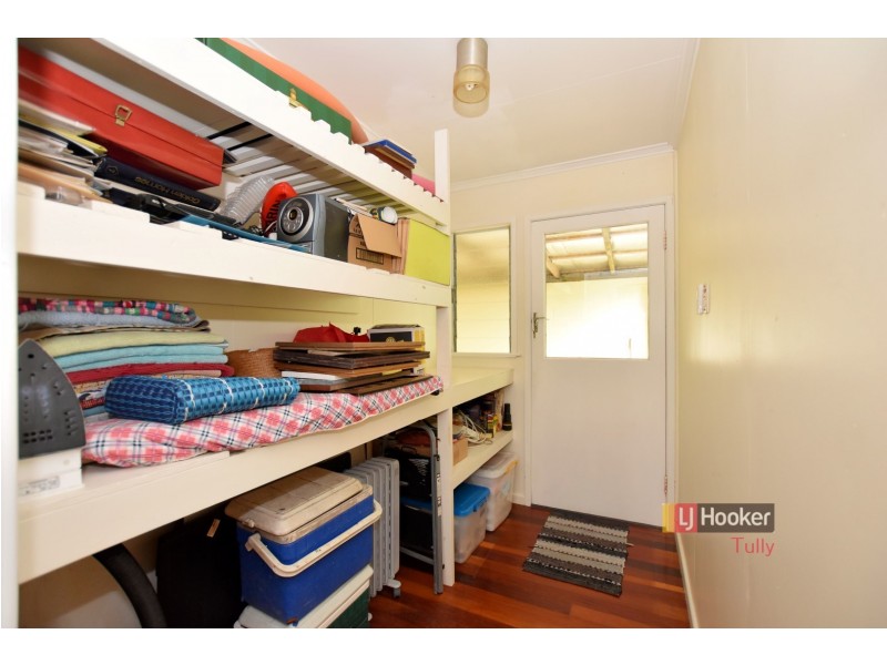 24 Hyatt Street, Tully QLD 4854