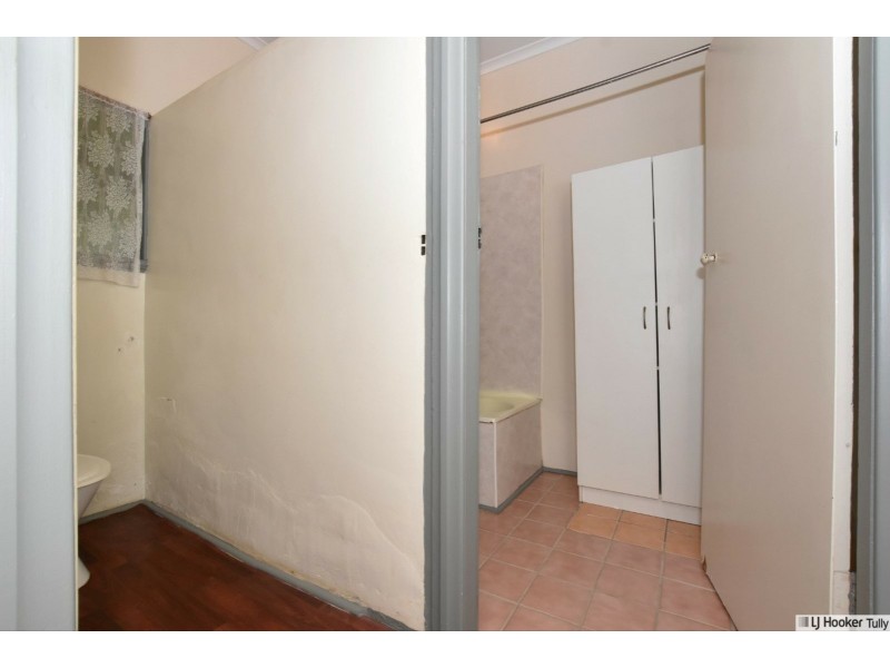 45 Murray Street, Tully QLD 4854