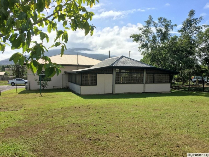 45 Murray Street, Tully QLD 4854