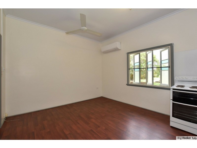45 Murray Street, Tully QLD 4854