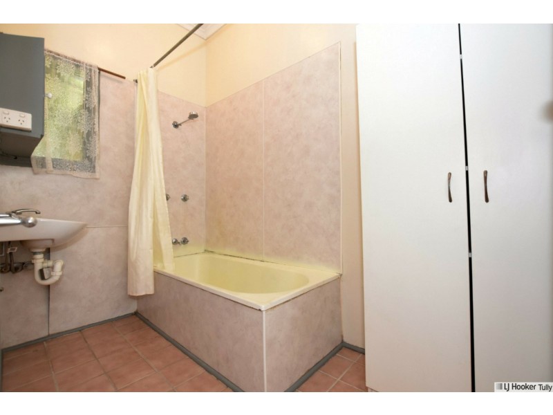 45 Murray Street, Tully QLD 4854