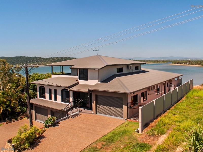 11 Maria Street, Flying Fish Point QLD 4860