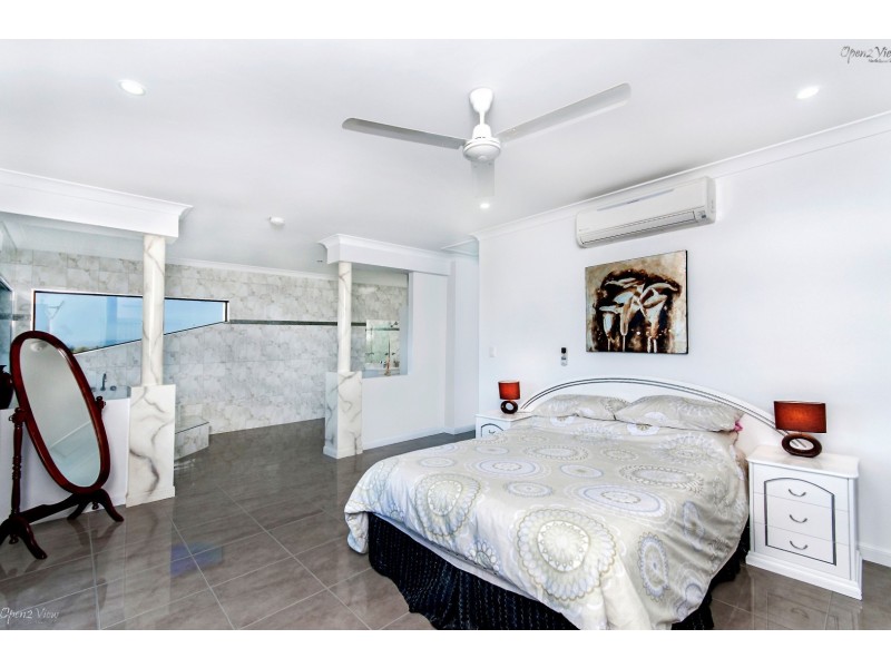 11 Maria Street, Flying Fish Point QLD 4860