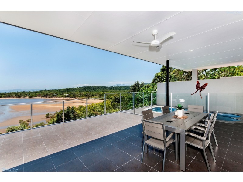 11 Maria Street, Flying Fish Point QLD 4860