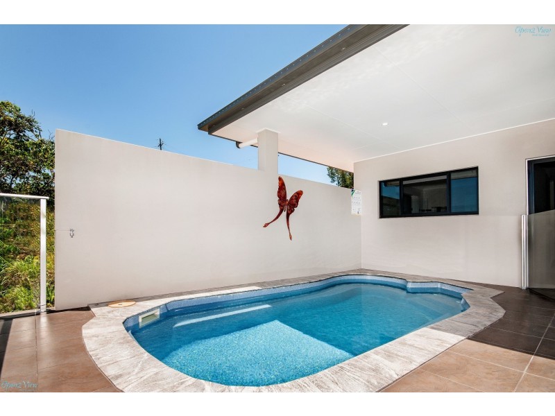 11 Maria Street, Flying Fish Point QLD 4860