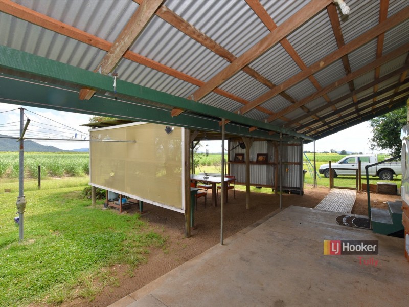 513 Tully Hull Road, Lower Tully QLD 4854