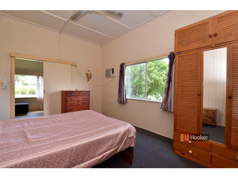 513 Tully Hull Road, Lower Tully QLD 4854
