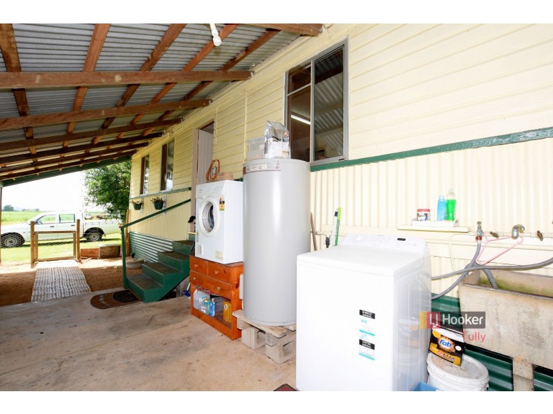 513 Tully Hull Road, Lower Tully QLD 4854