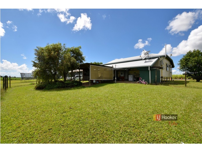 513 Tully Hull Road, Lower Tully QLD 4854