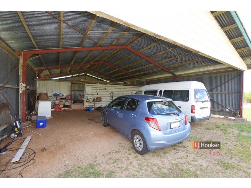 513 Tully Hull Road, Lower Tully QLD 4854