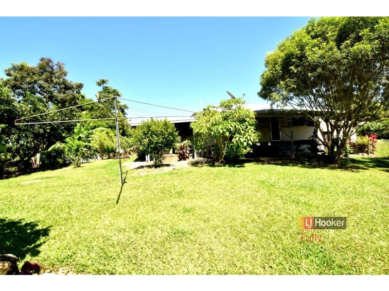 26 Davidson Road, Euramo QLD 4854