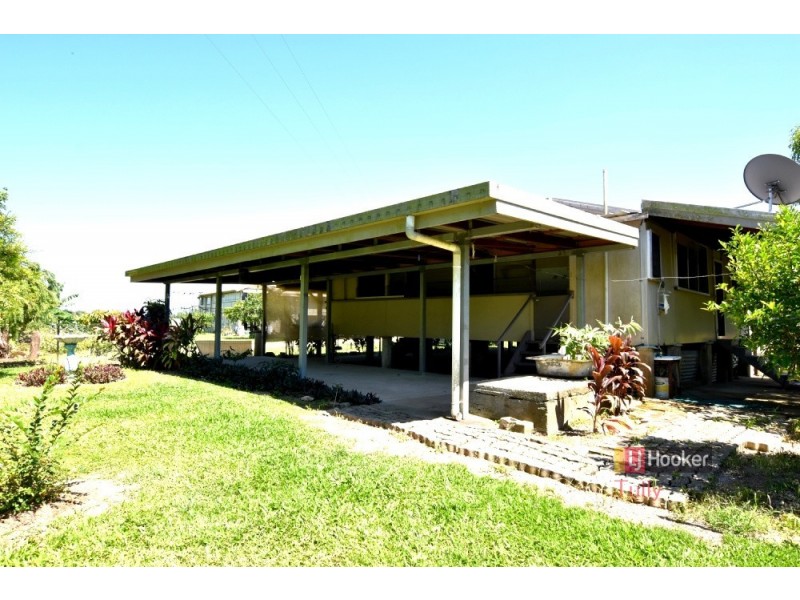 26 Davidson Road, Euramo QLD 4854