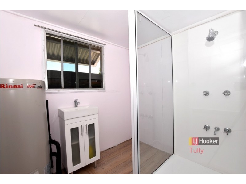 26 Davidson Road, Euramo QLD 4854