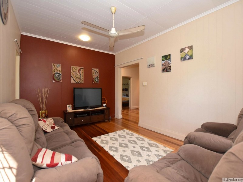 1 Vaughan Street, Tully QLD 4854