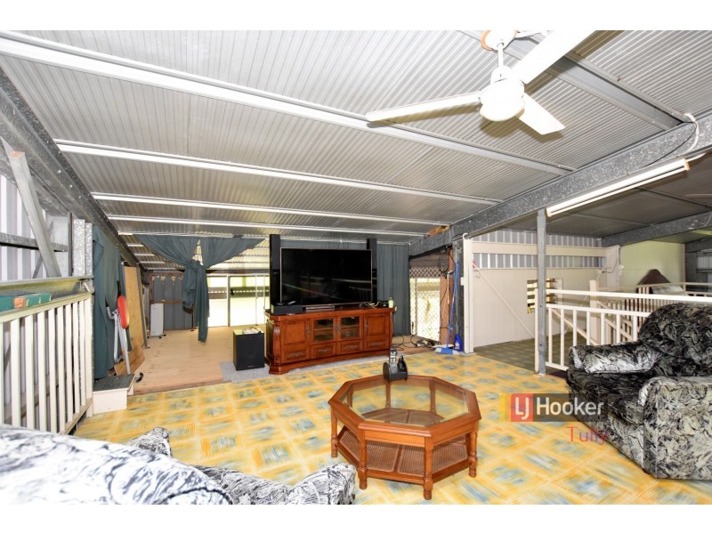 34 Paradise Palm Drive, Tully Heads QLD 4854