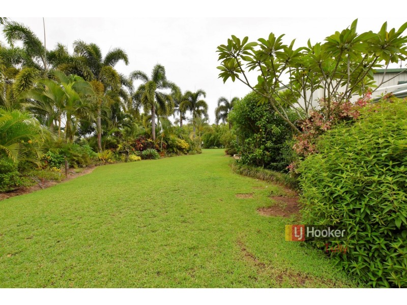 34 Paradise Palm Drive, Tully Heads QLD 4854
