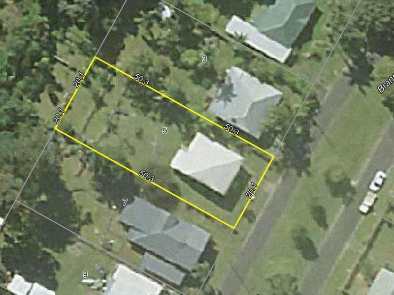 5 Brannigan Street, Tully QLD 4854