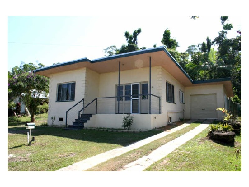 12 GEDDES, Tully QLD 4854