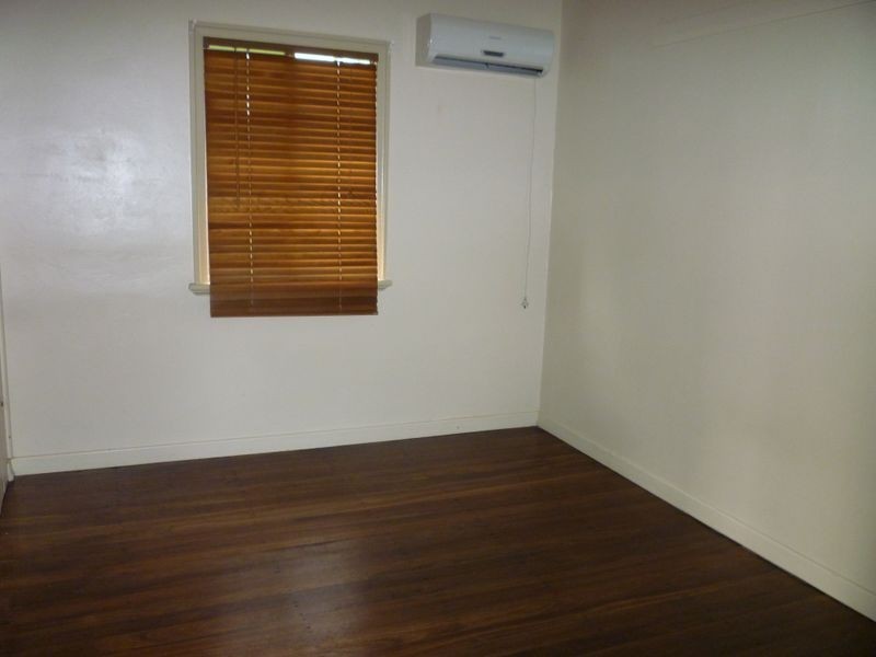 12 GEDDES, Tully QLD 4854