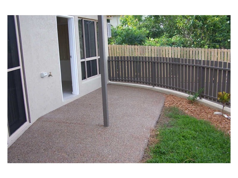 1/11 McQuillen Street, Tully QLD 4854