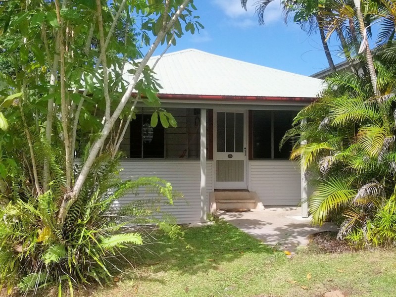 21 Mourilyan Road, East Innisfail QLD 4860