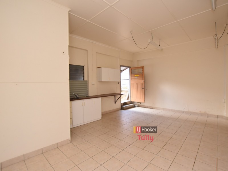 45 Bryant Street, Tully QLD 4854