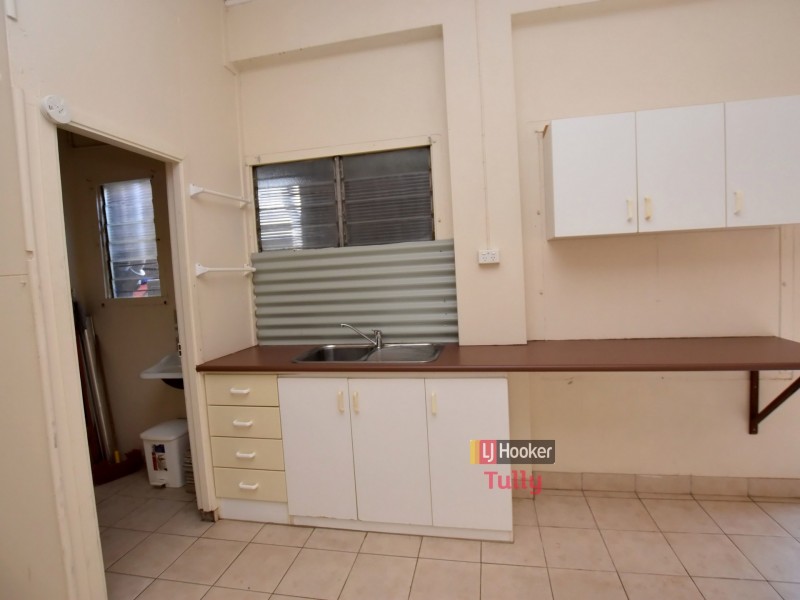 45 Bryant Street, Tully QLD 4854