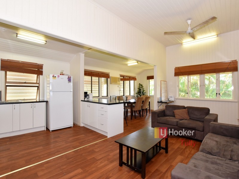 11 Trower Street, Tully QLD 4854