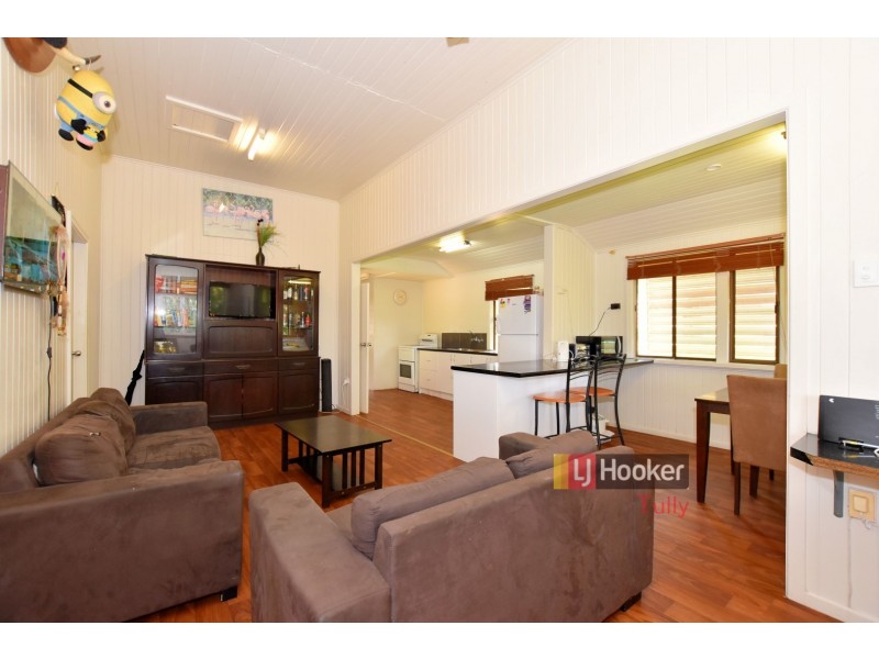 11 Trower Street, Tully QLD 4854